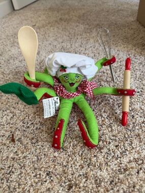Annalee Doll 8” Baker Octopus Green, Red Polka Dot, Hat, Whisk Spoon Rolling Pin